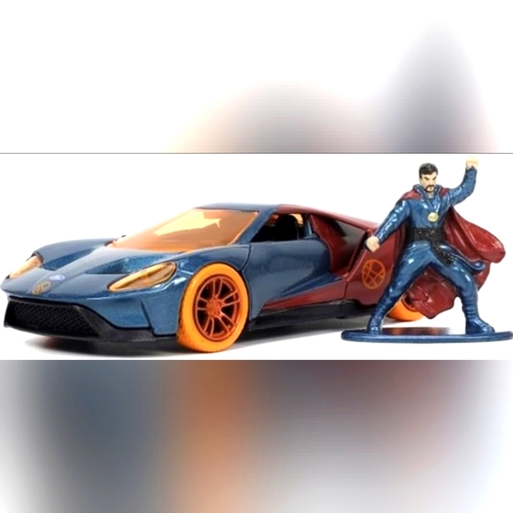 Marvel Avengers Doctor Strange 2017 Ford GT - Picture 2 of 7